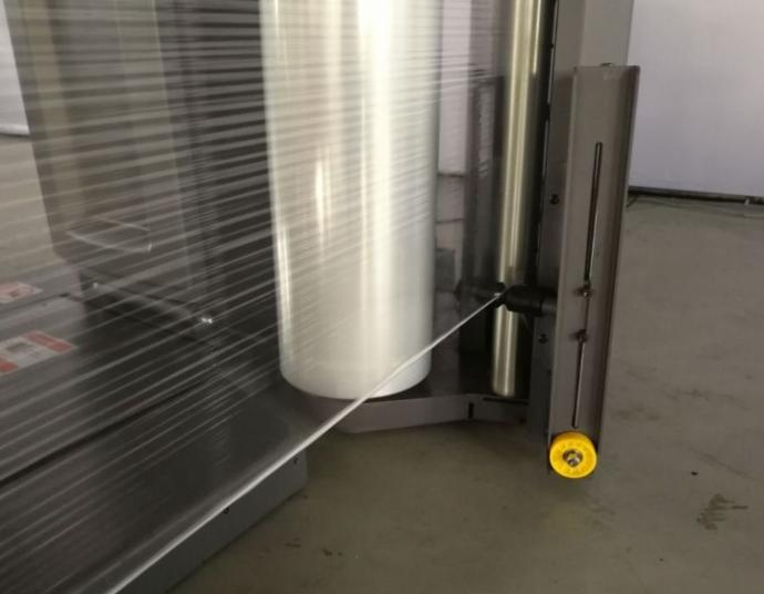Stretch film compatible con máquina envolvedora